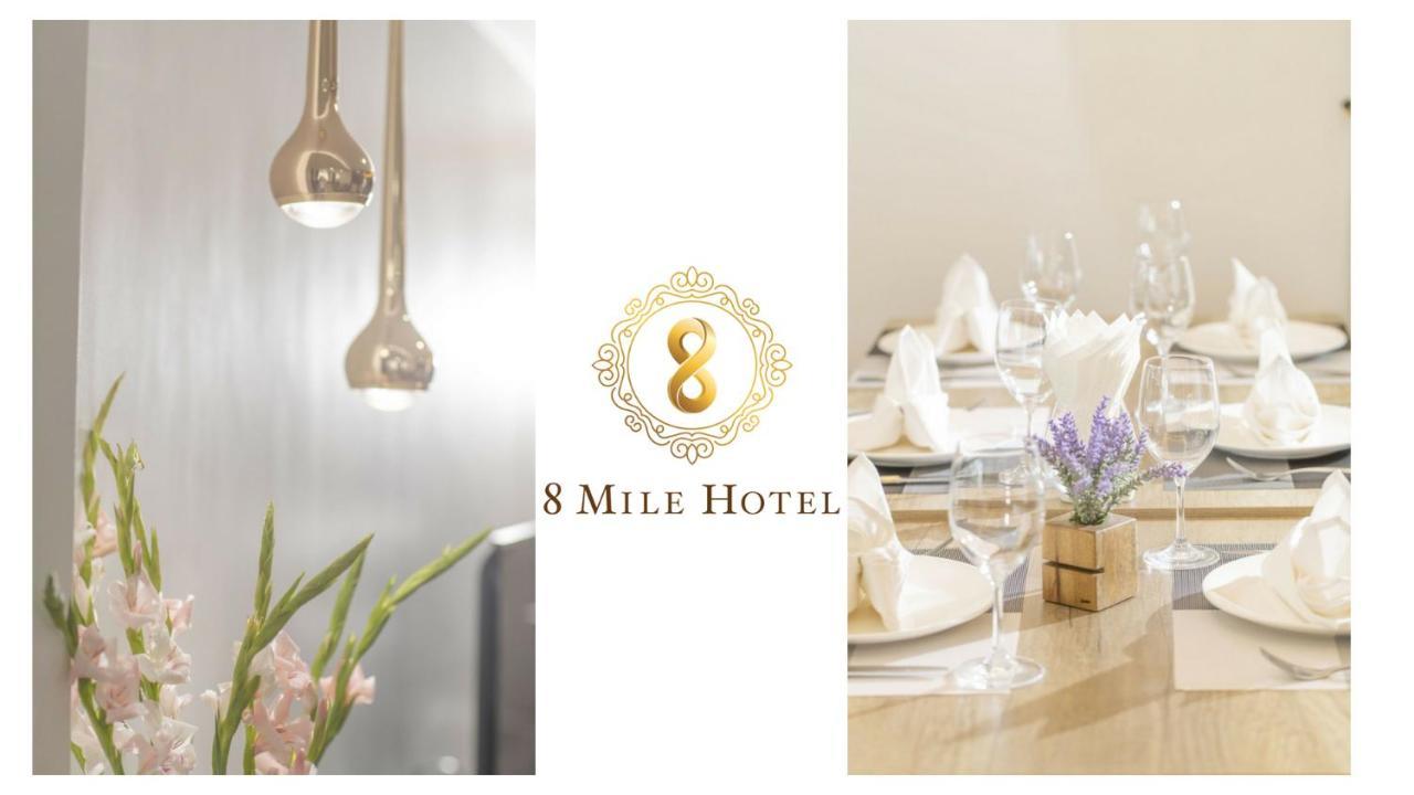 8 Mile Hotel Yangon Extérieur photo