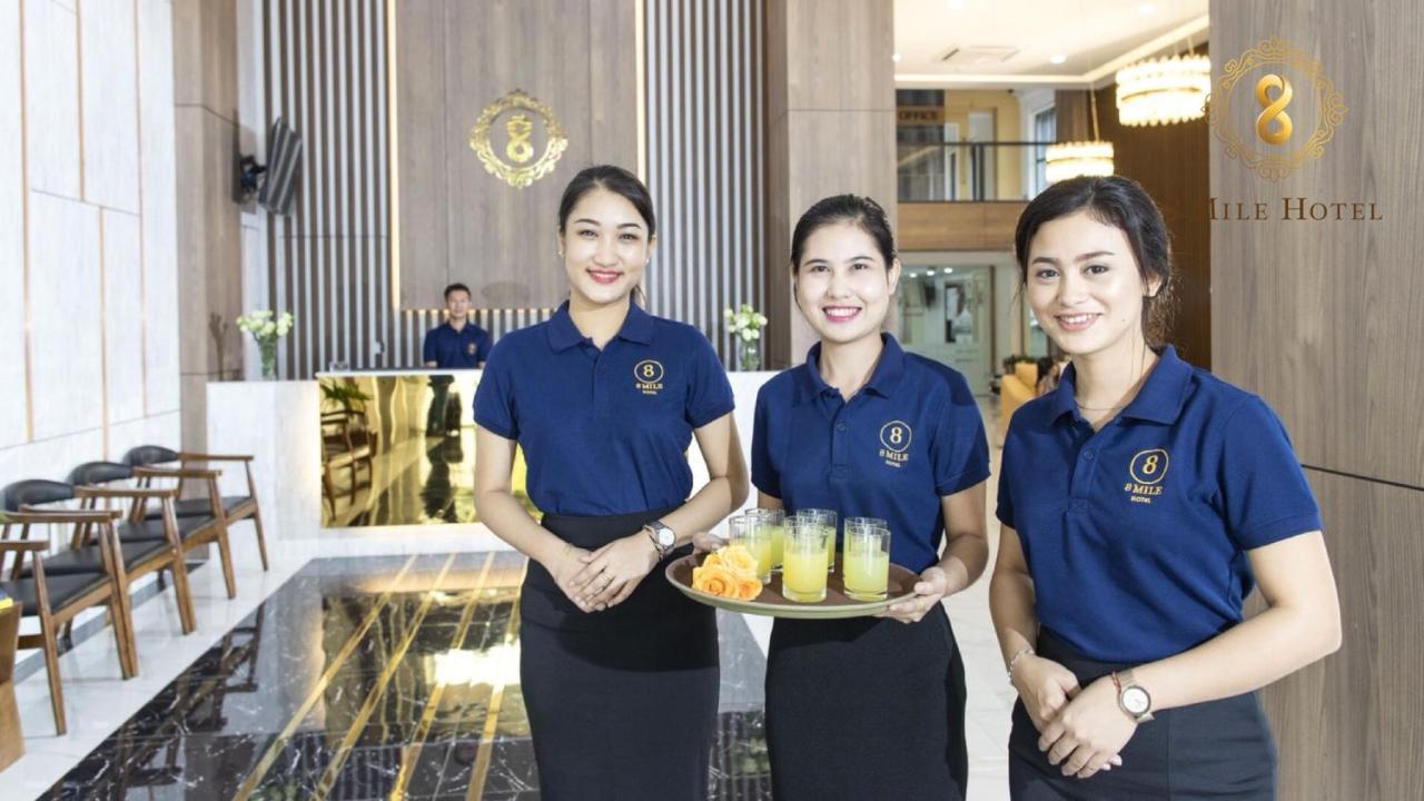 8 Mile Hotel Yangon Extérieur photo