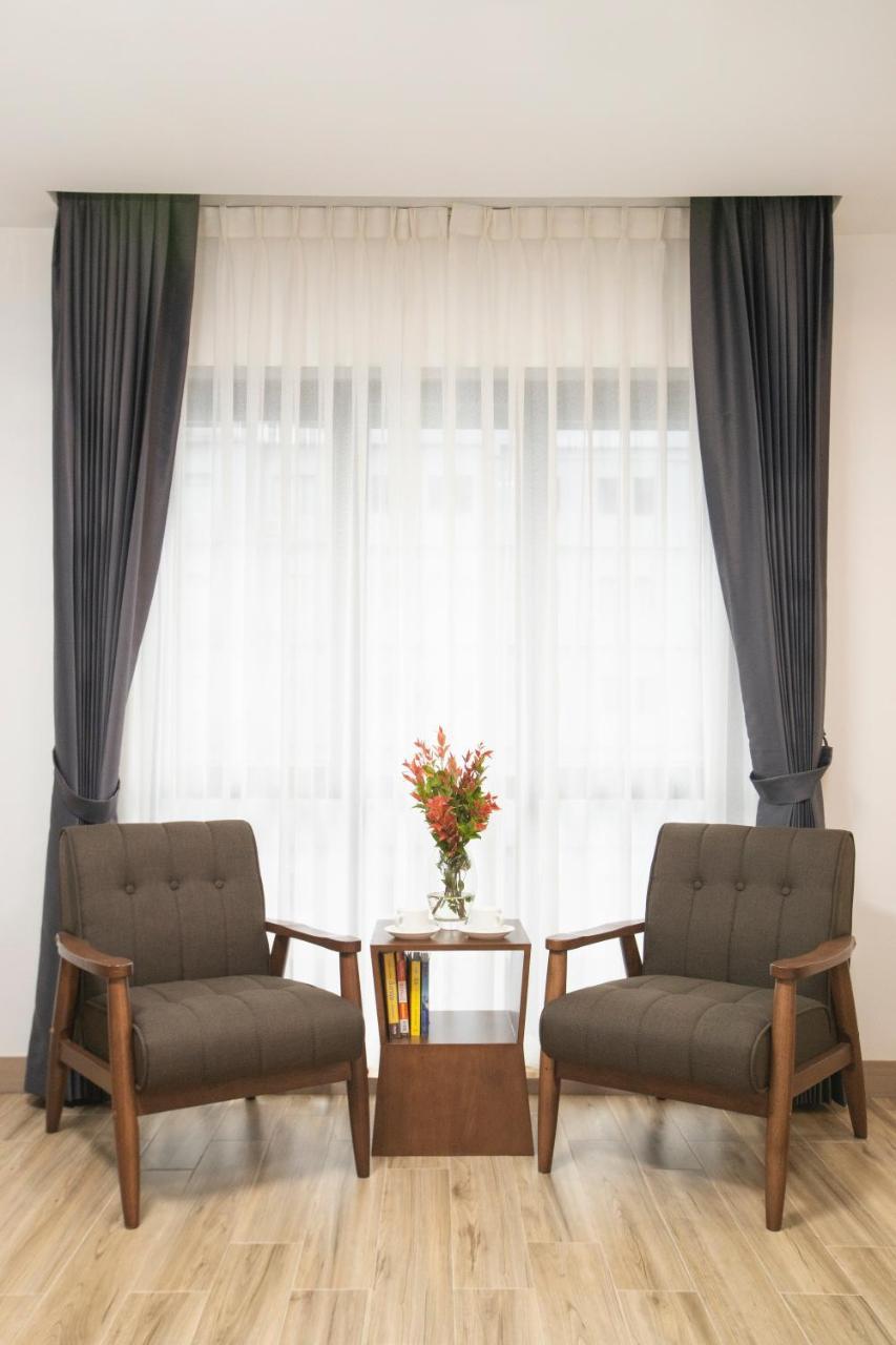 8 Mile Hotel Yangon Extérieur photo
