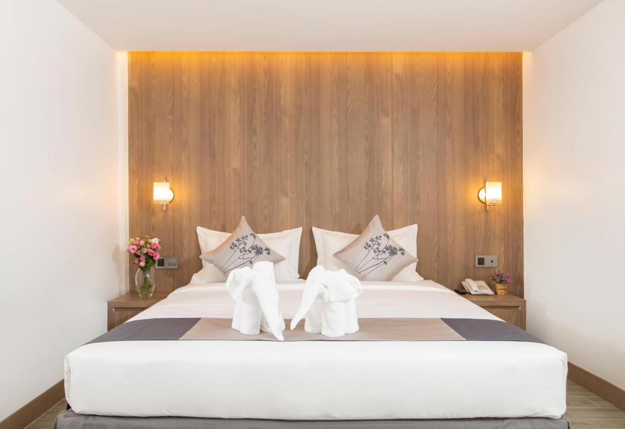 8 Mile Hotel Yangon Extérieur photo